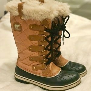 Sorel Lace Up Winter Boots